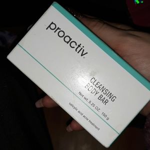 Proactive cleansing bar